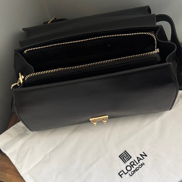 Black Satchel Bag - Picture 5 of 7